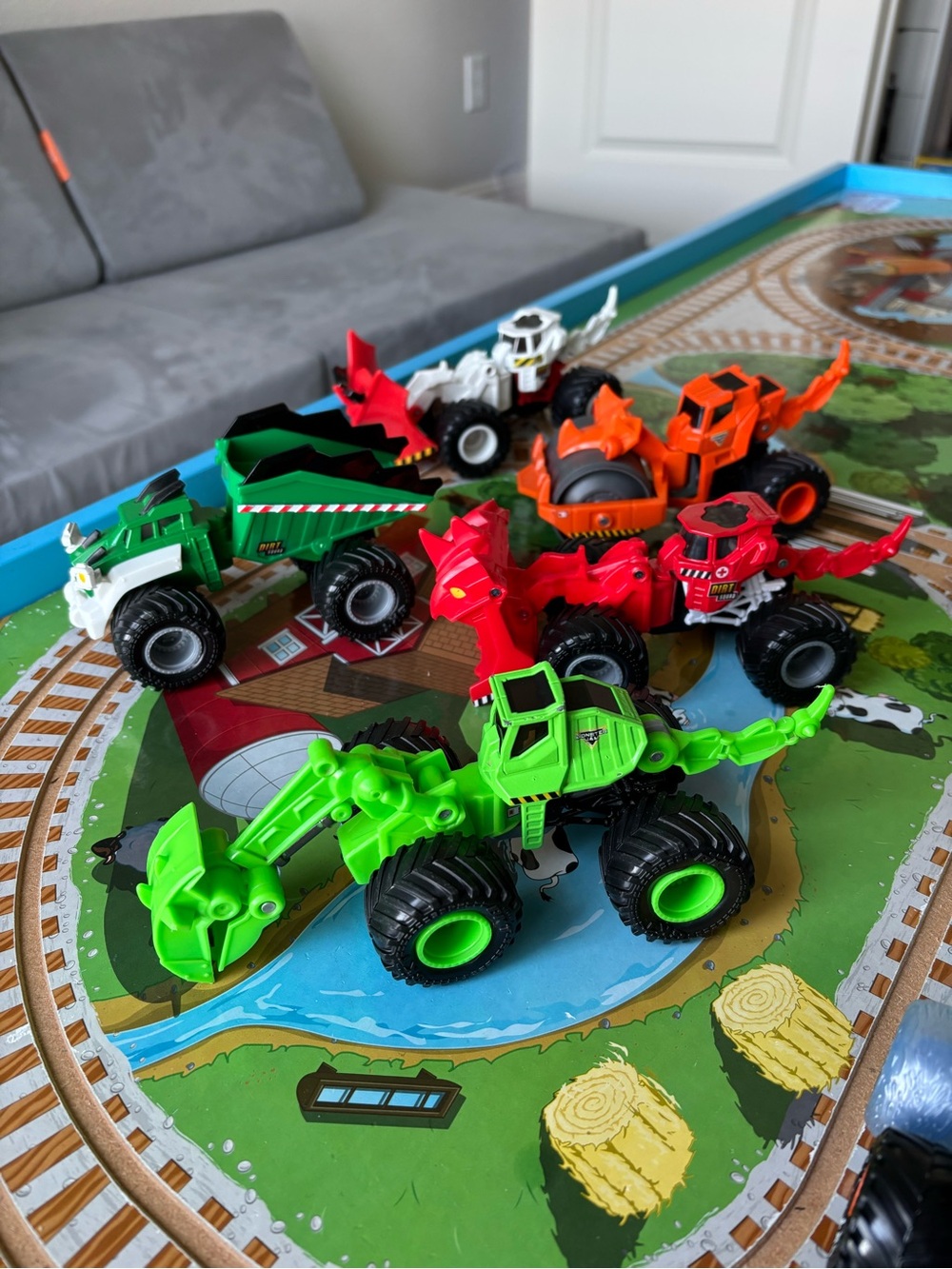 Bundle of Monster Jam Dirt Squad Trucks